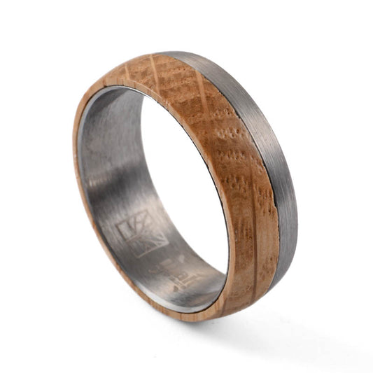 BAGUE EN TUNGSTÈNE ET BOIS DE WHISKY